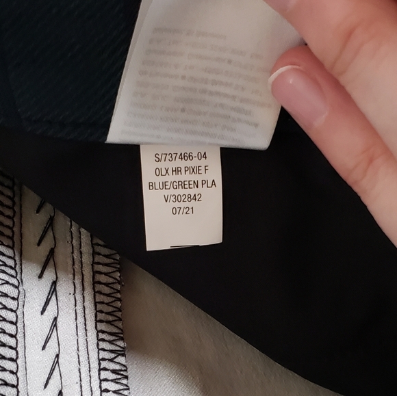 Old Navy NWT Green Plaid High-Rise Pixie Pants Women's Size 8 Never Fade - Picture 9 of 9